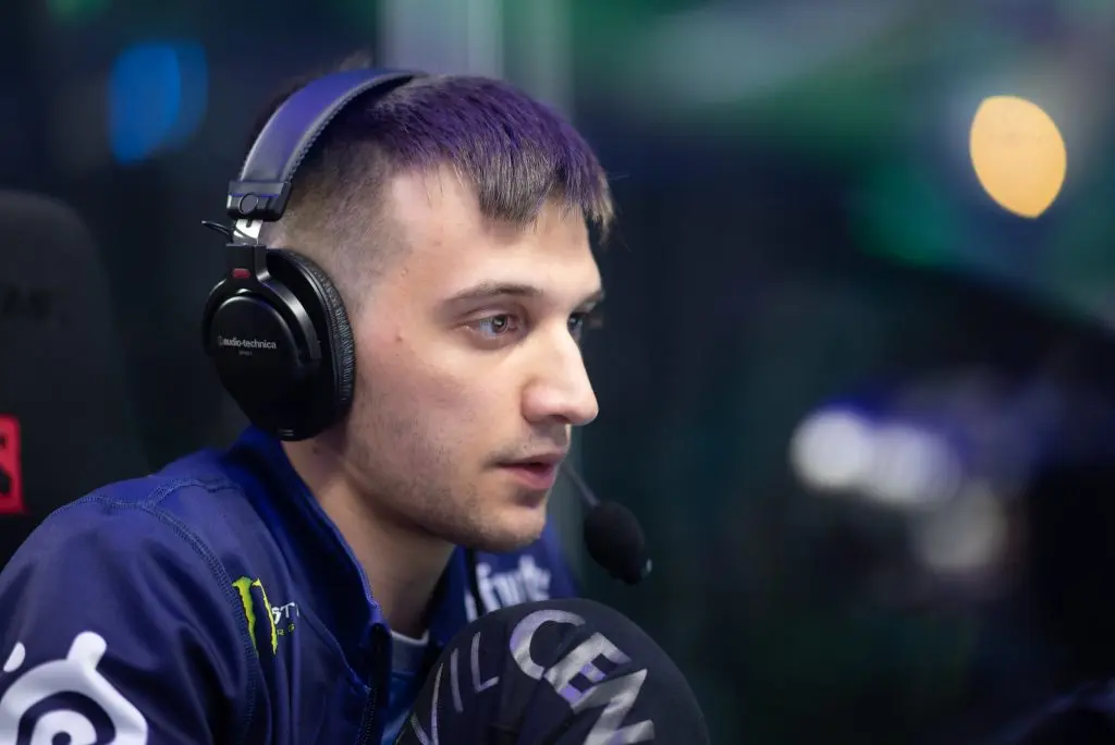 Arteezy at Dota 2 TI event