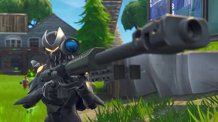 Fortnite Sniper taking aim