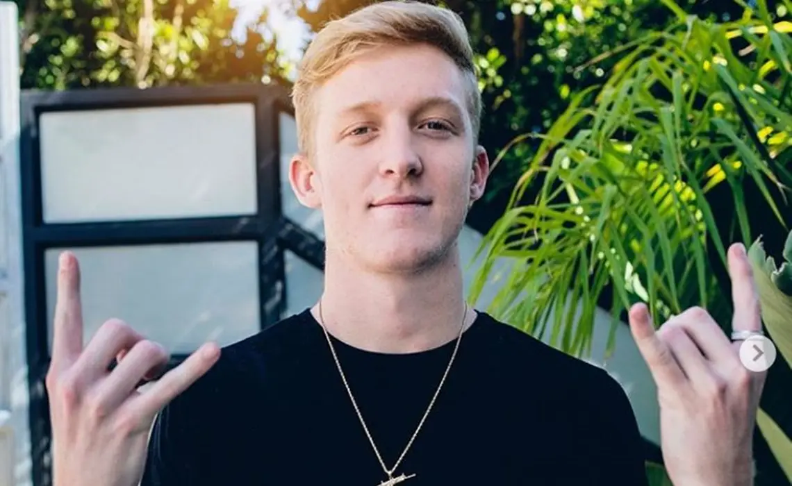 Tfue smiling