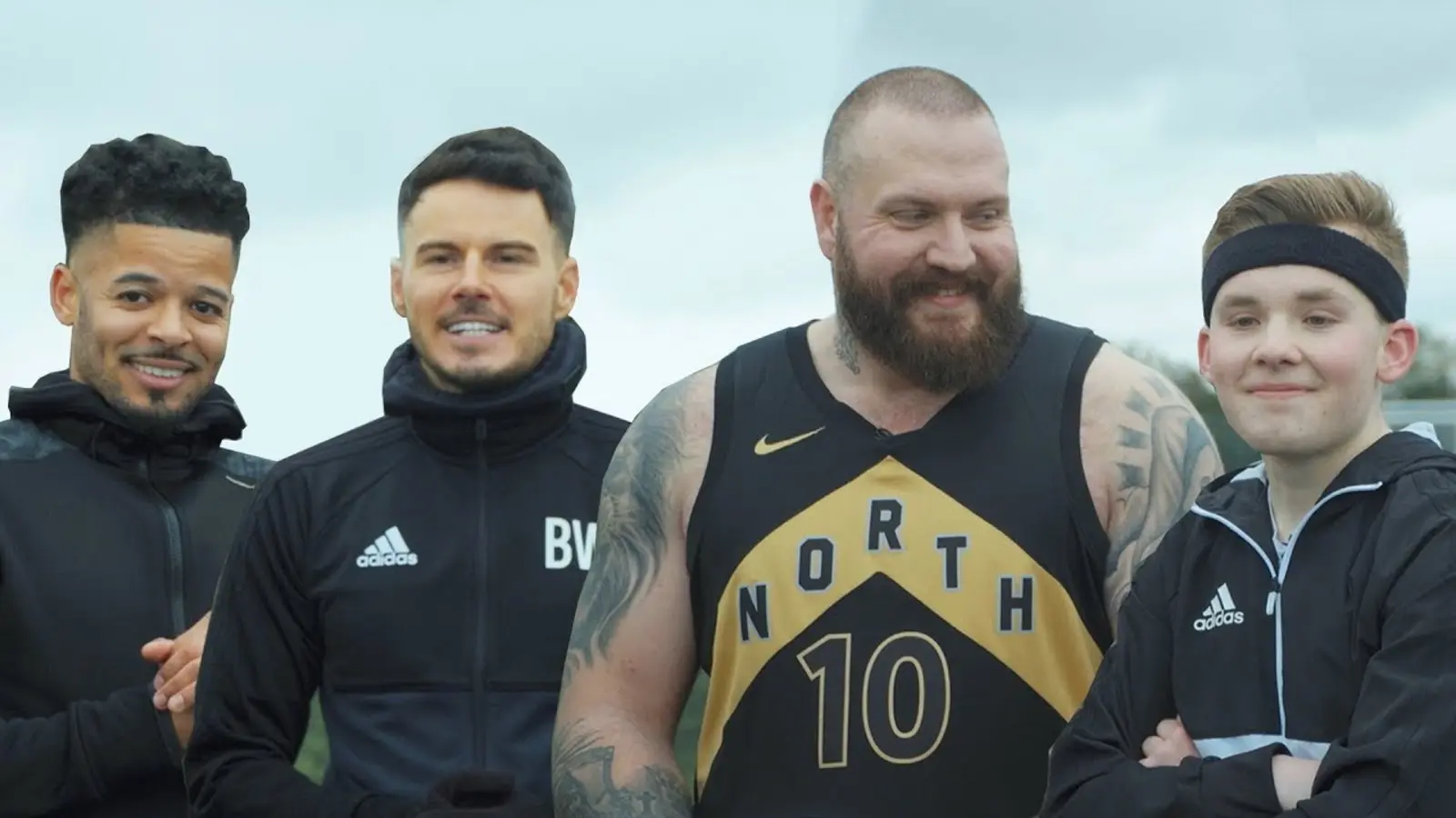 F2 Jeremy Lynch Billy Wingrove XO Stephen Tries True Geordie