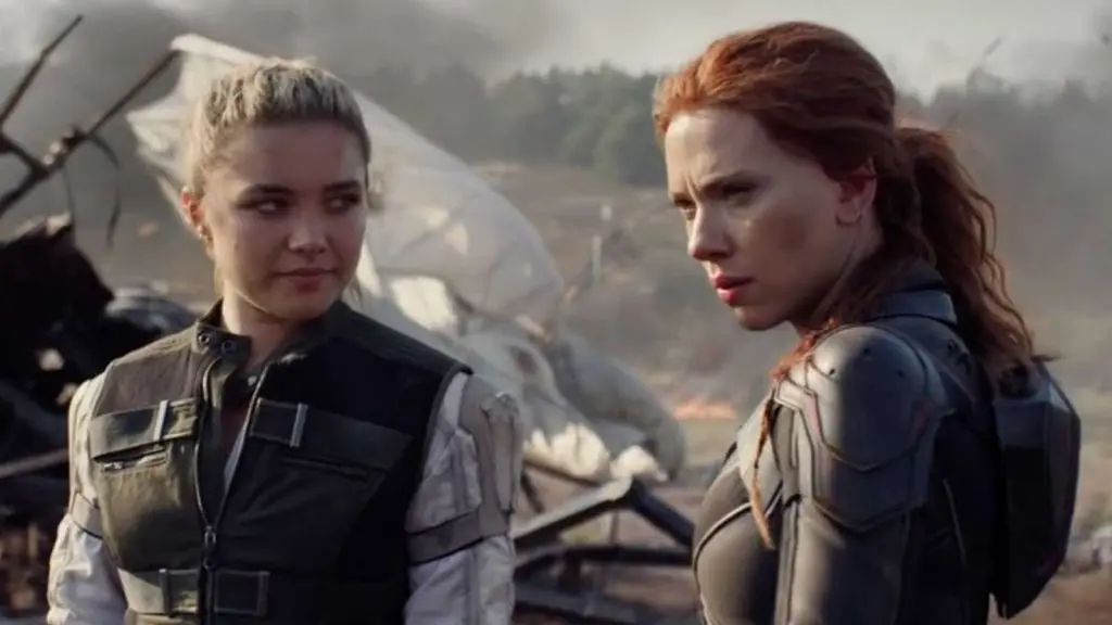 Florence Pugh and Scarlett Johansson in Black Widow