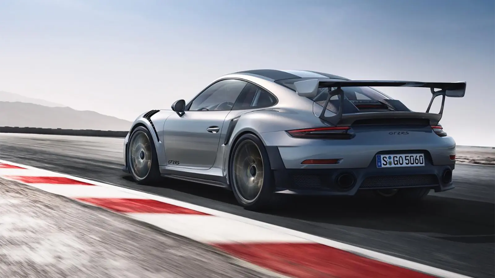 Porsche GT2 RS on track