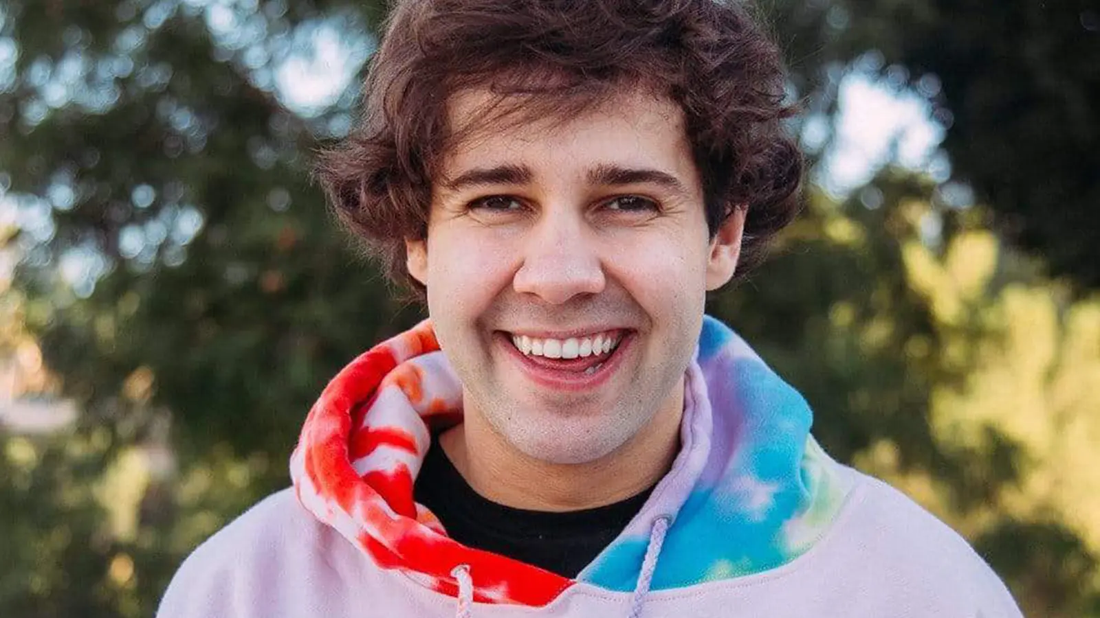 David Dobrik modelling his merchandise