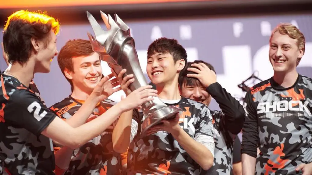 San Francisco Shock lifts the 2019 Championship