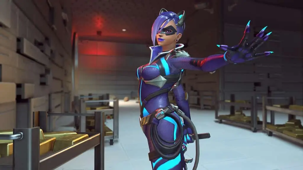 Sombra black cat