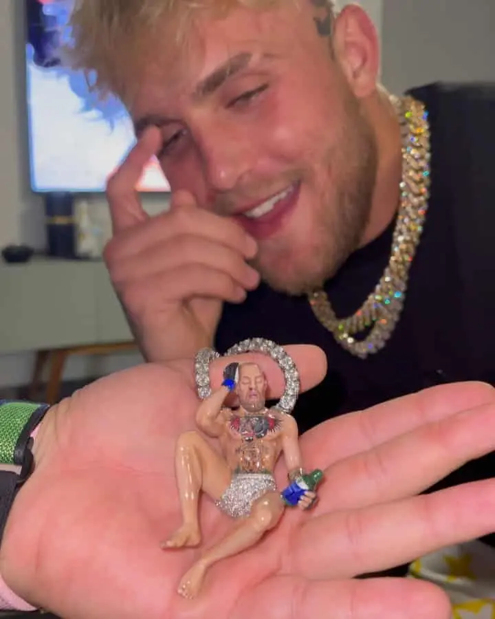 Jake Paul's sleepy McGregor chain