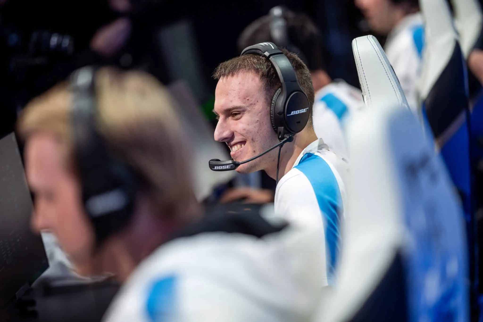 Perkz smiles at Worlds 2021.