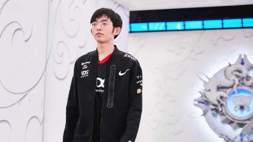 EDG Flandre at the Worlds 2021 final