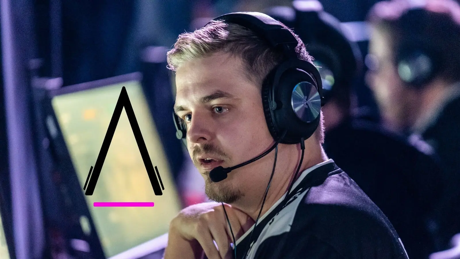 R6 player Fabian with the logo of his team, Delta Project