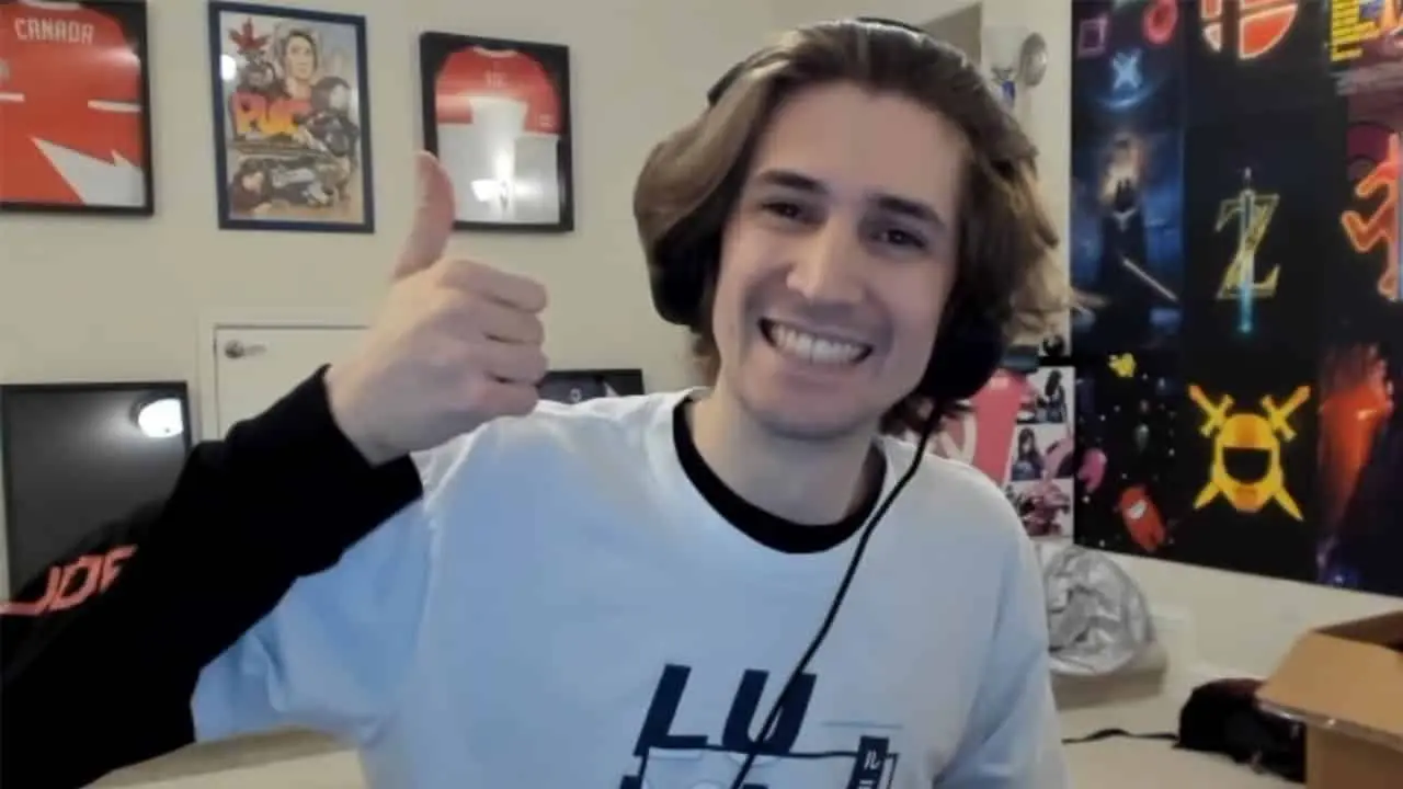 xQc-smile-2