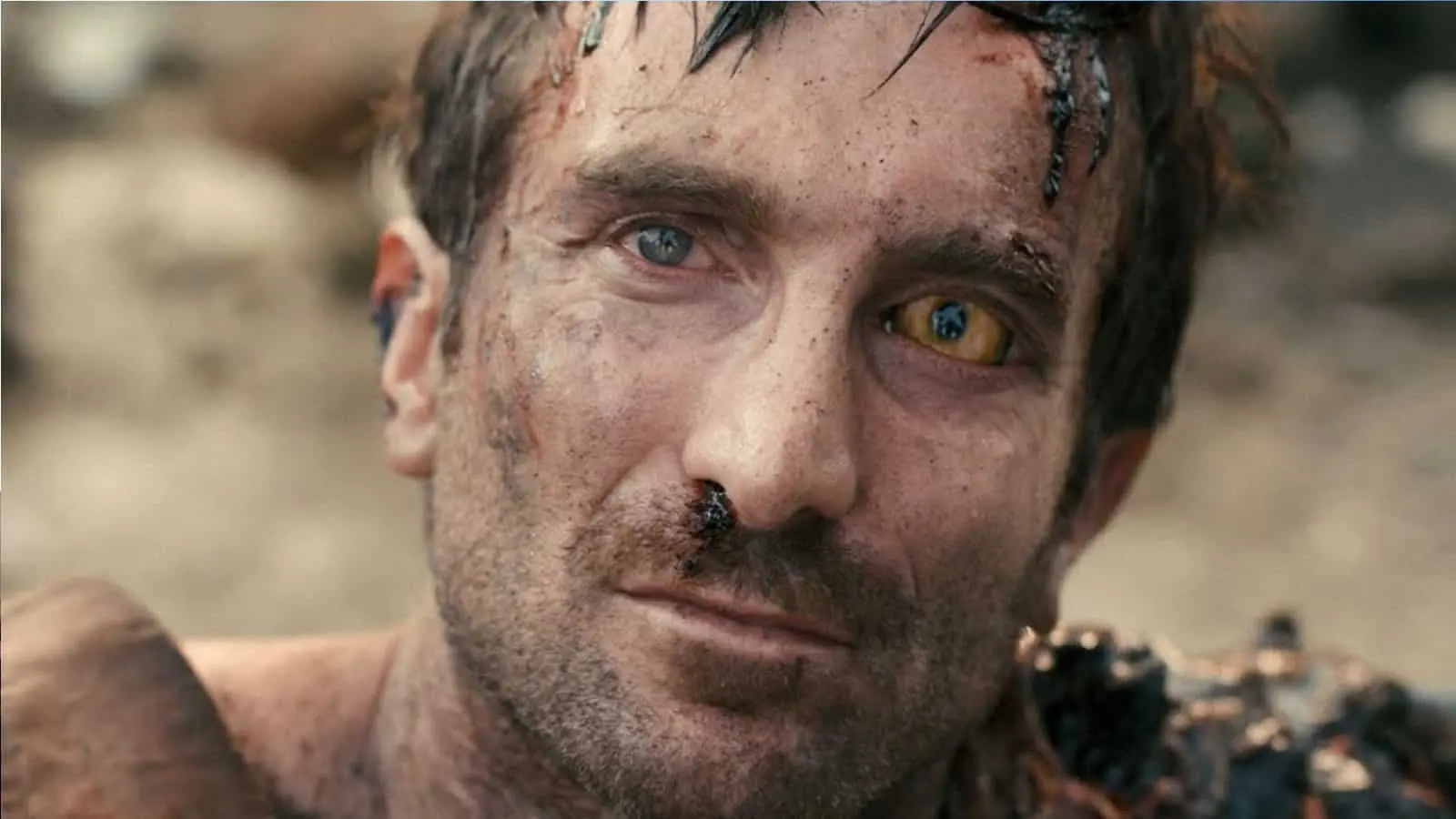 Sharlto Copley in District 9