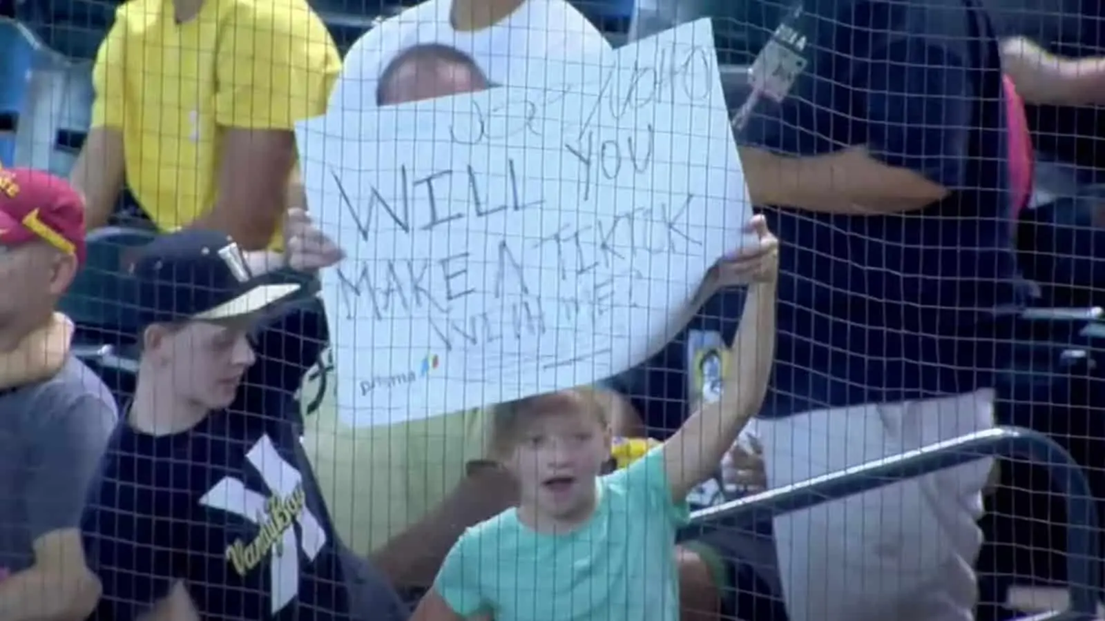 Joey Votto TikTok With Young fan viral