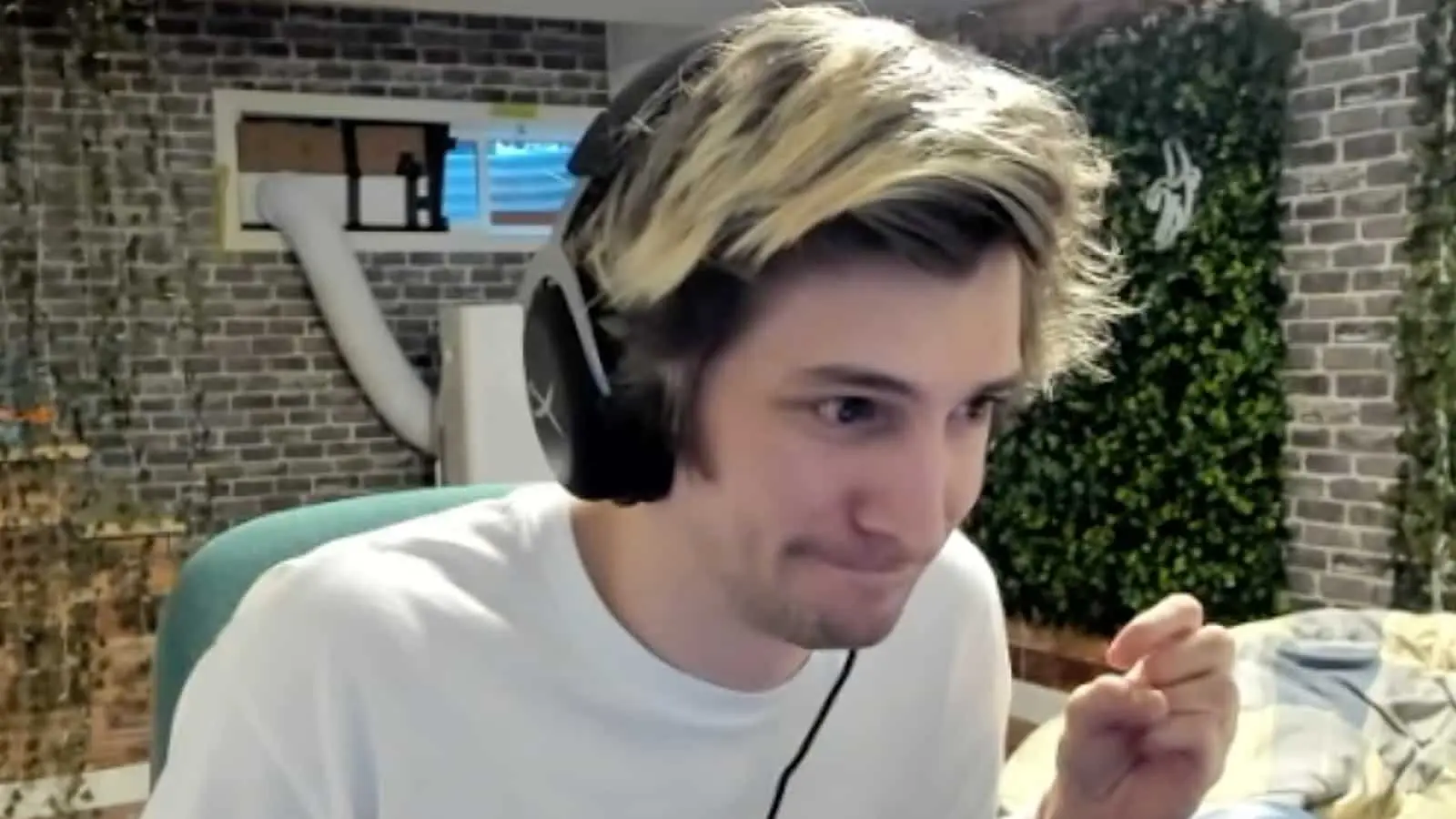 xqc streaming on twitch