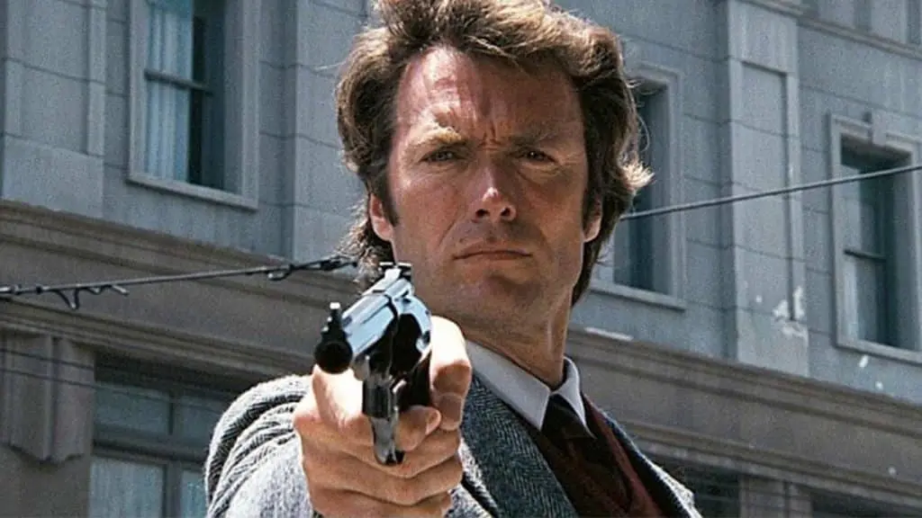 clint-eastwood-holding-gun-dirty-harry