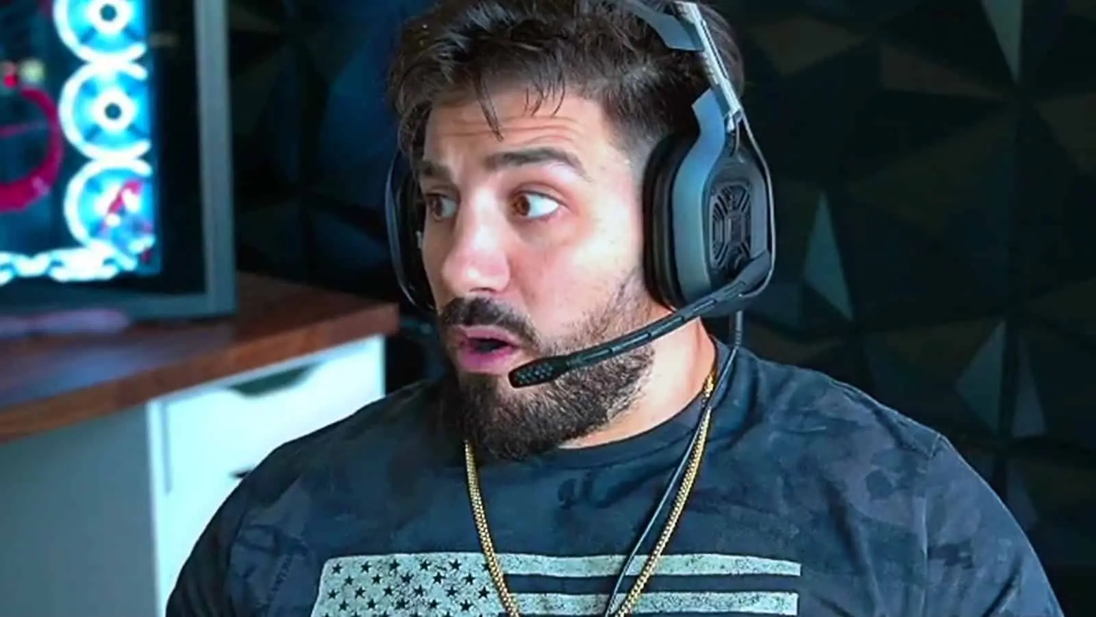 Nickmercs at his streaming setup