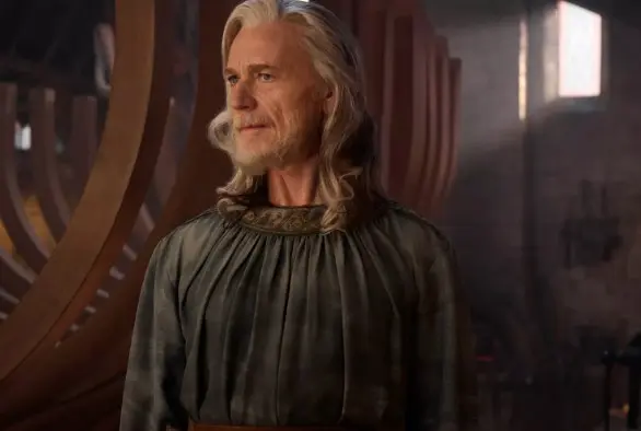 Ben Daniels as Círdan the Shipwright.