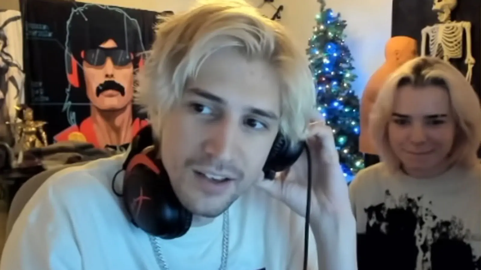 xQc with NYYXXII on stream