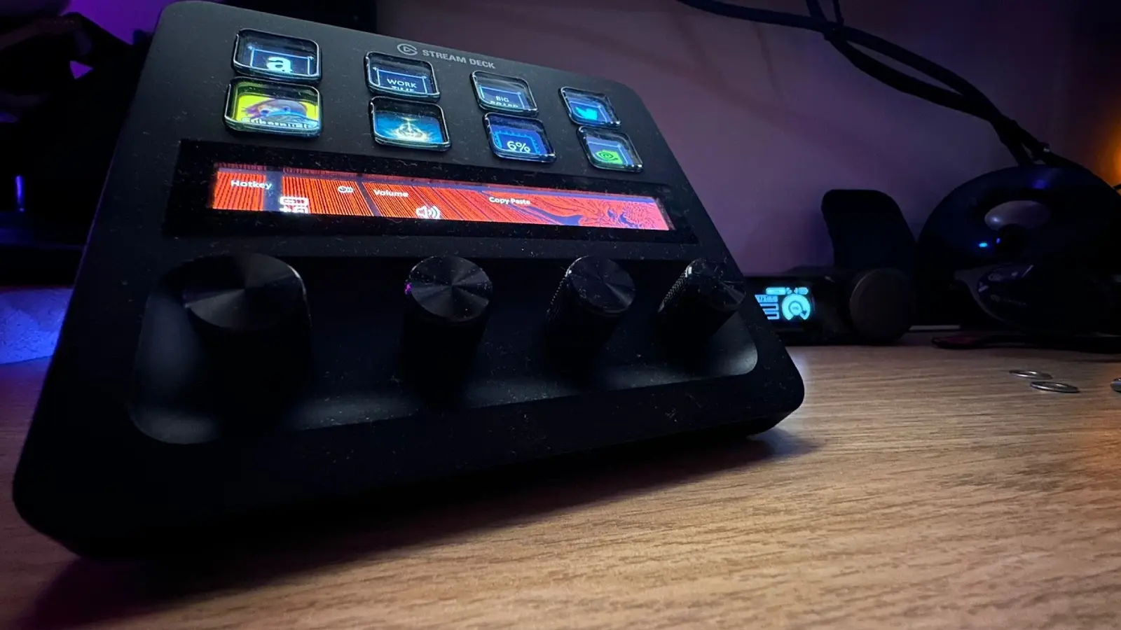 Stream Deck Plus