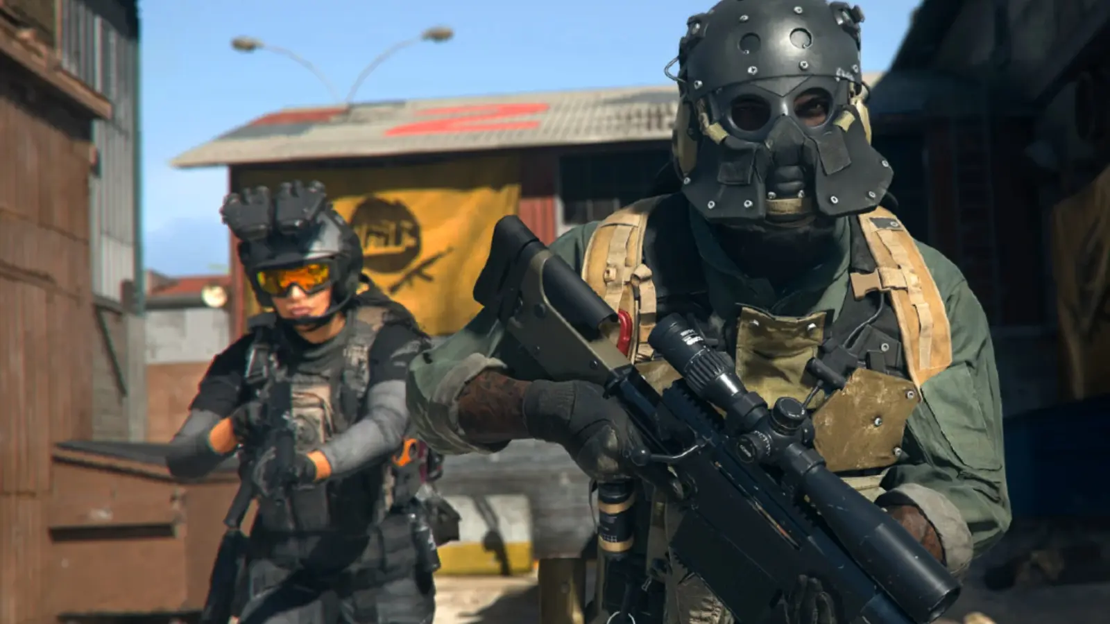 Two operators from Warzone 2 hitting the streets of Al-Mazrah.