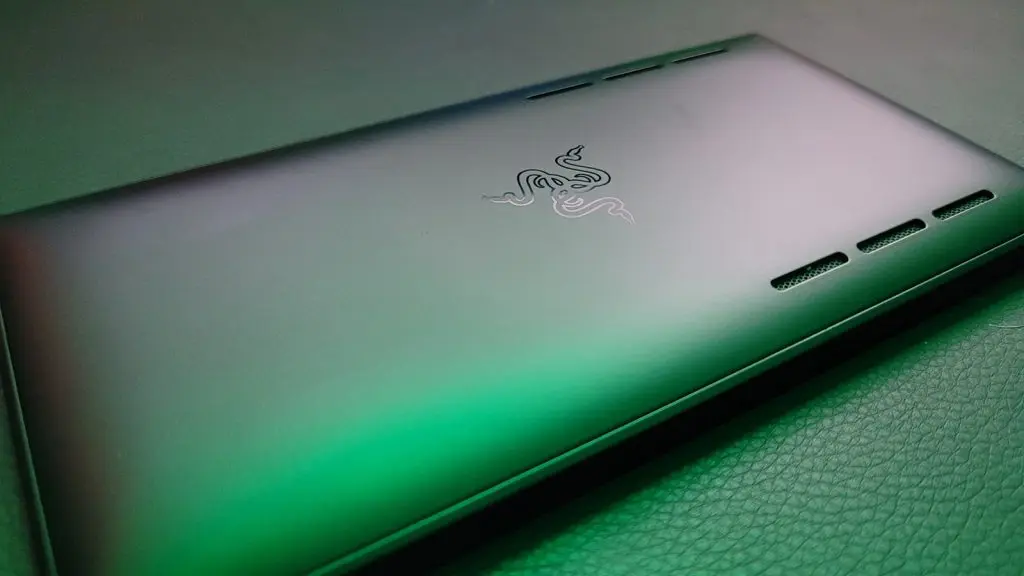 Razer Edge Handheld backside