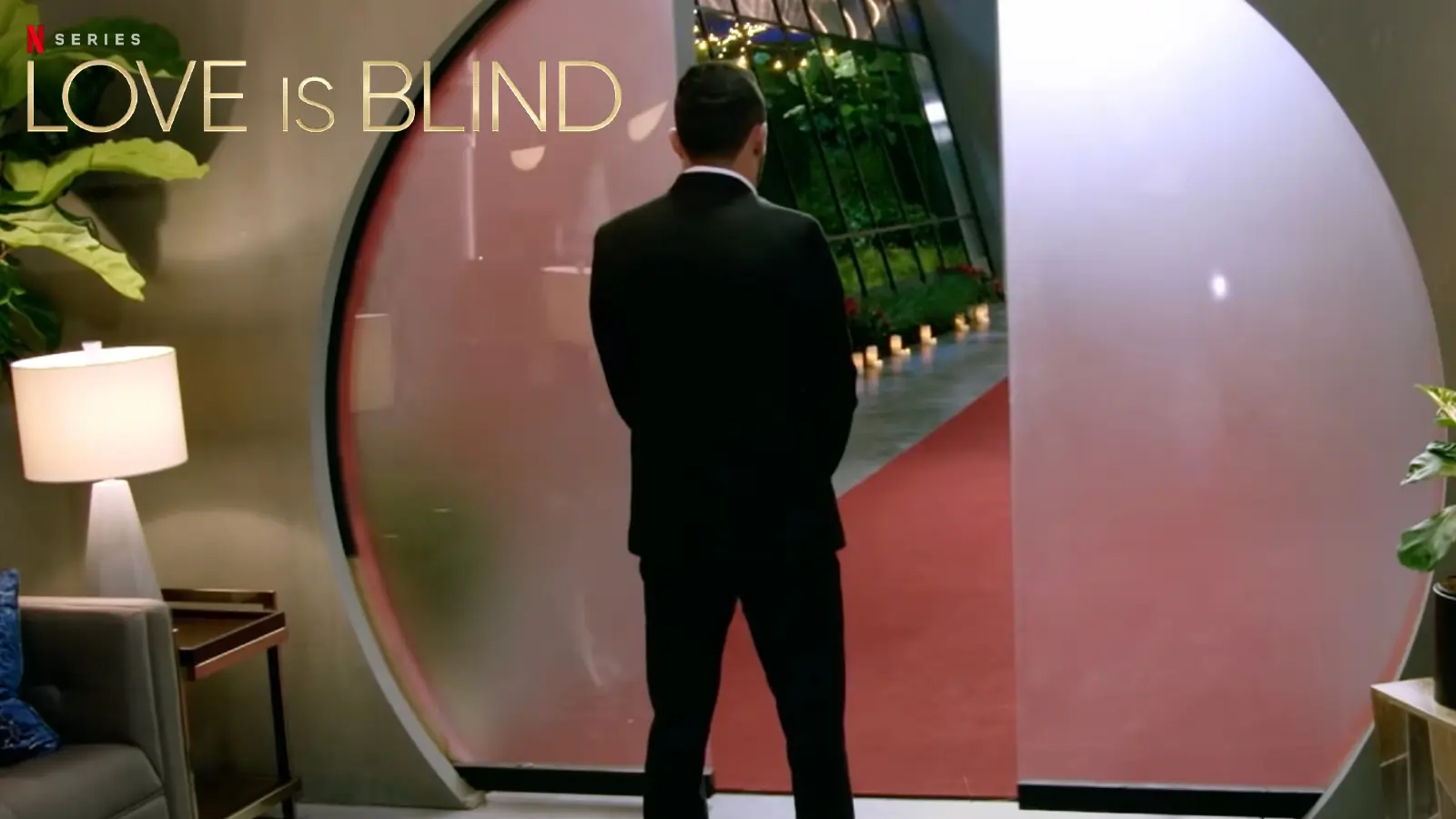 Screenshot from Love is Blind trailer