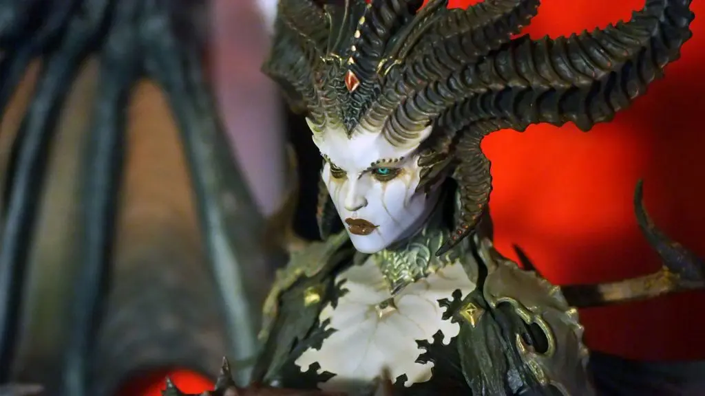 lilith in cut scene in diablo