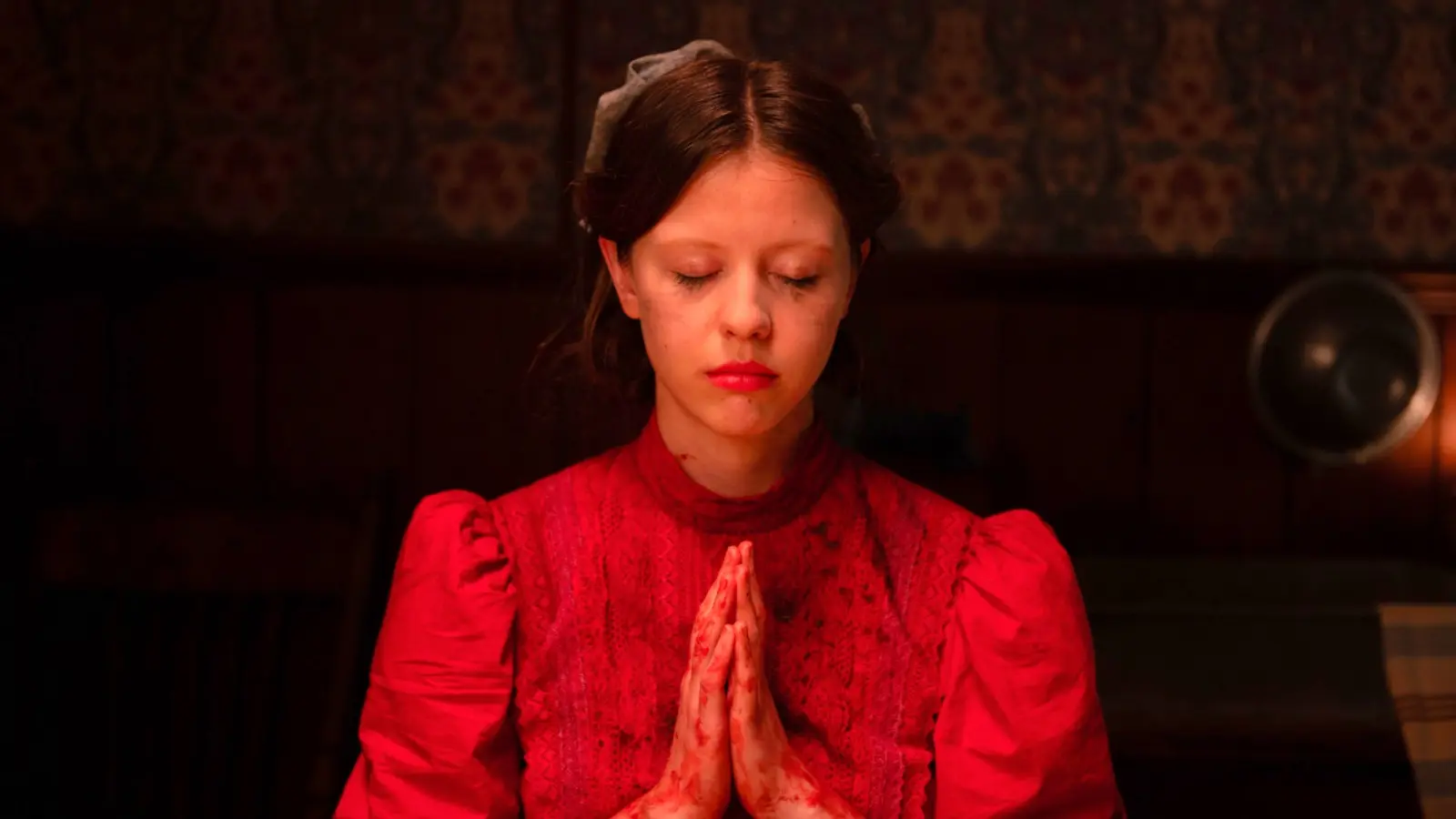 Mia Goth in Pearl