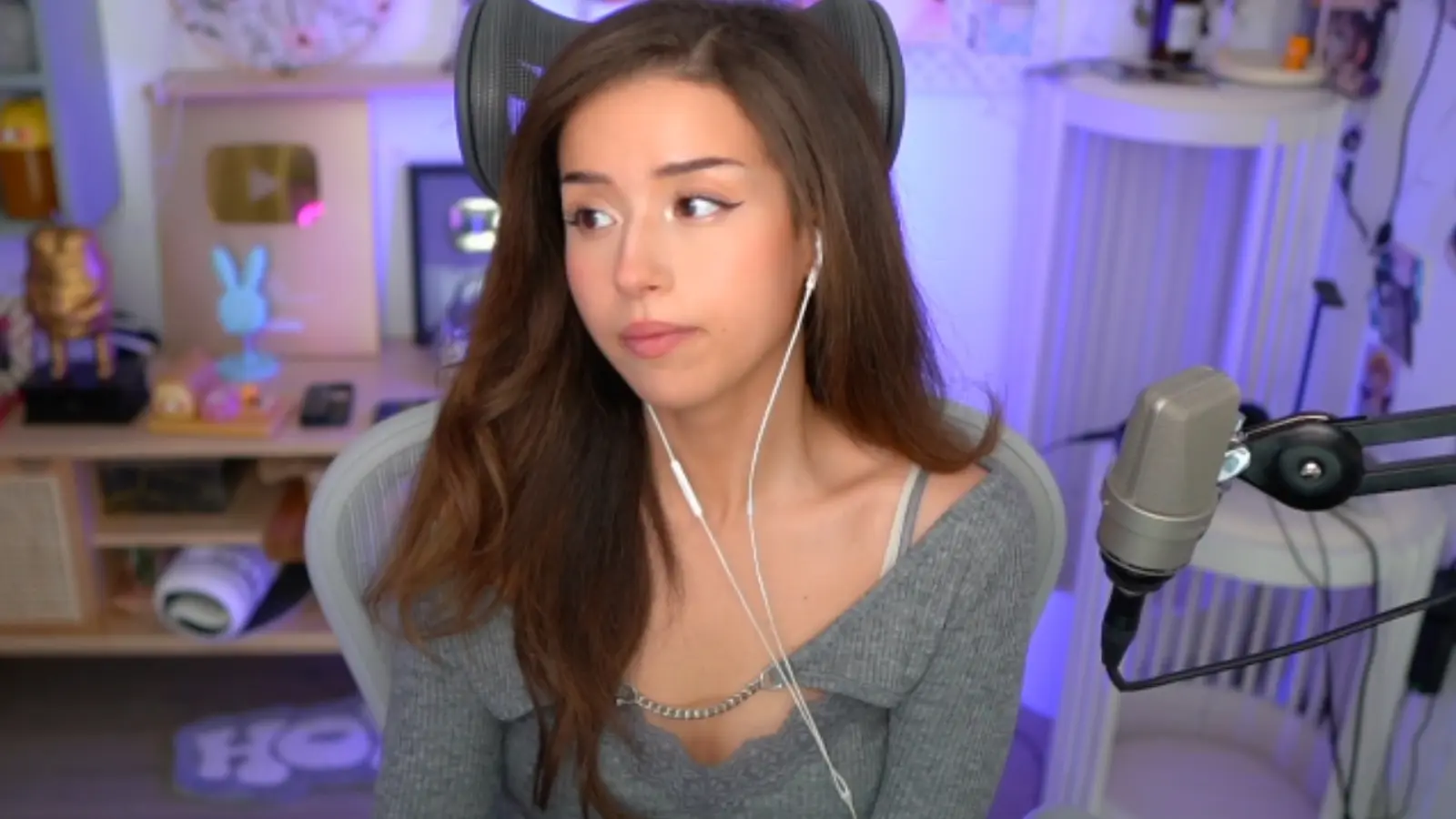 Pokimane streaming on twitch