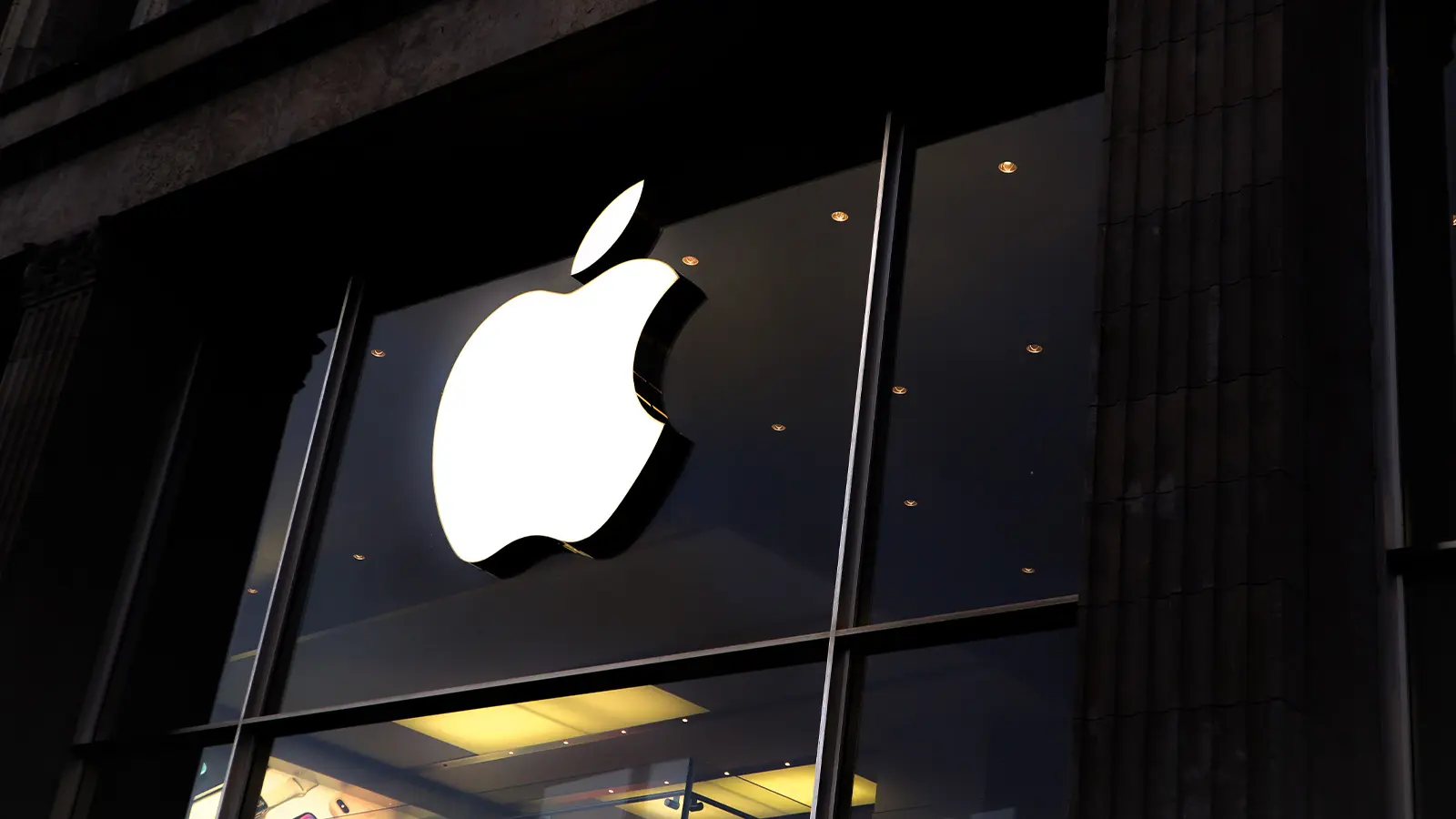 Unsplash stock photo of apple store