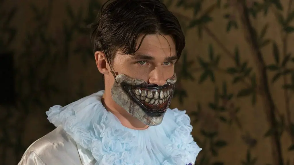 Finn Wittrock in AHS Freak Show