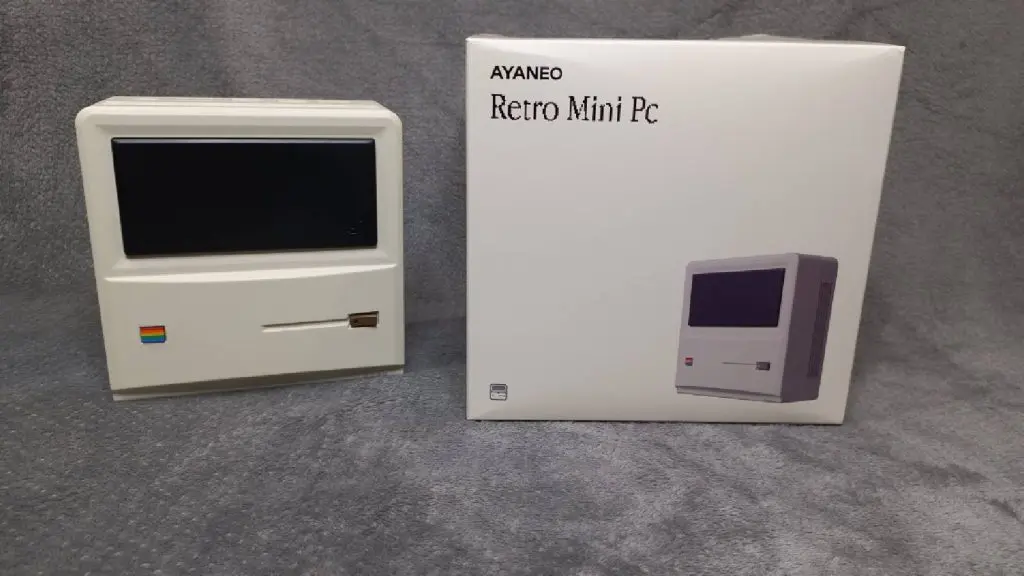 Ayaneo Retro Mini PC AM01 with box