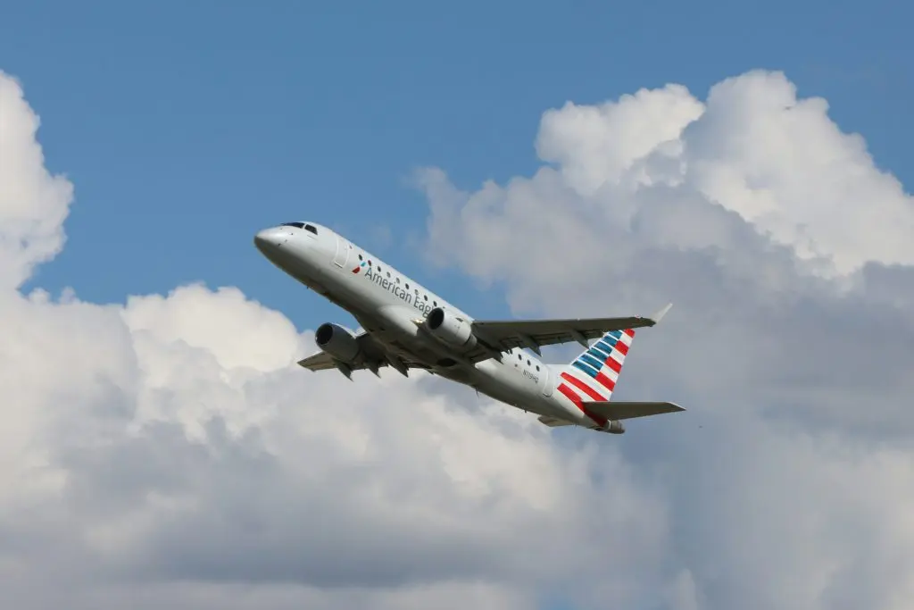 An American Airlines plane.