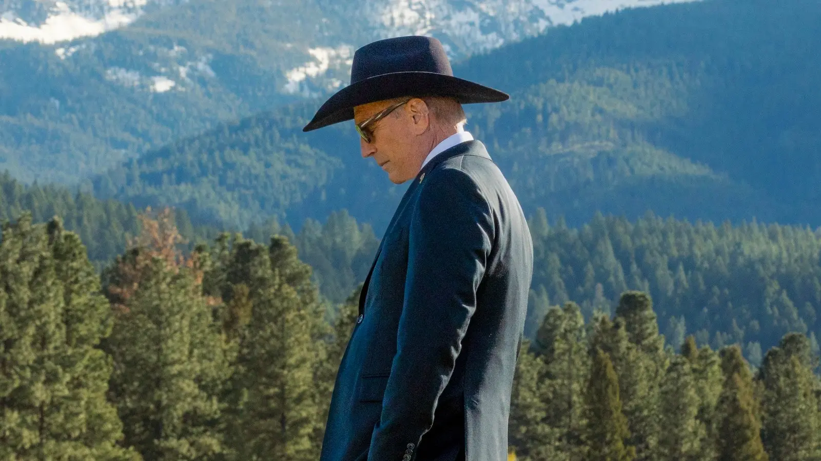 John Dutton in Yellowstone