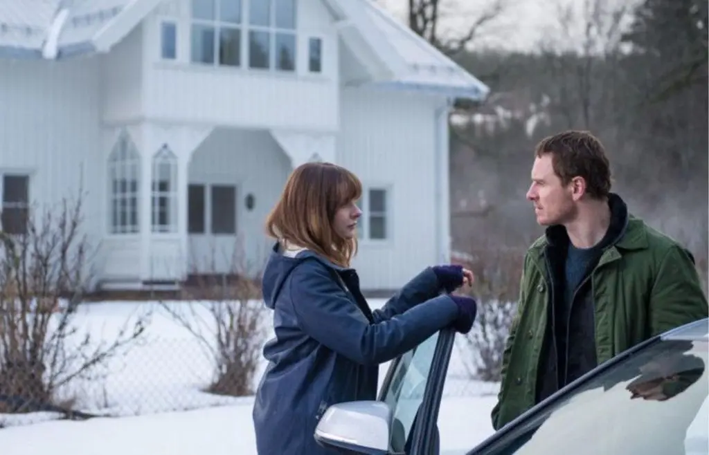 Rebecca Ferguson and Michael Fassbender in The Snowman.