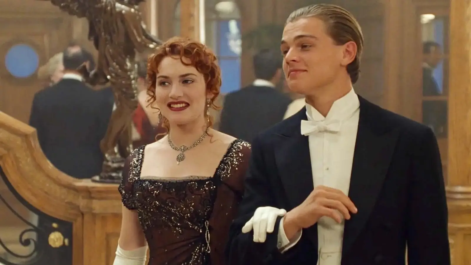 Kate Winslet and Leonardo DiCaprio in Titanic.