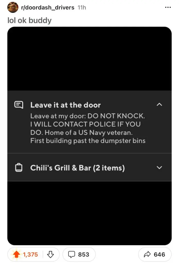 A DoorDash order with a request to leave the food at the door or the customer will phone the police