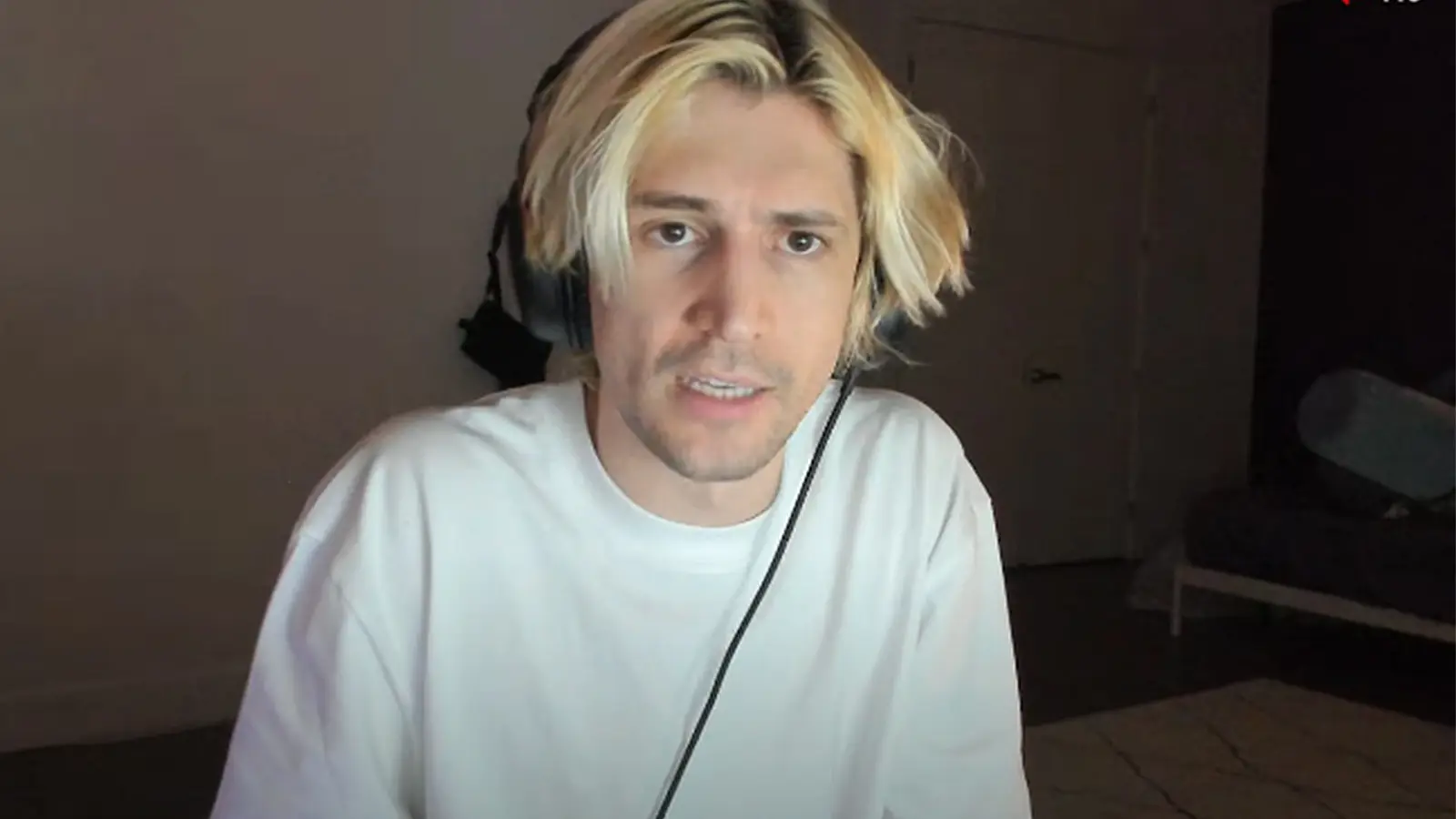 xqc-ends-stream-early-ear-infection-dizziness-vertigo