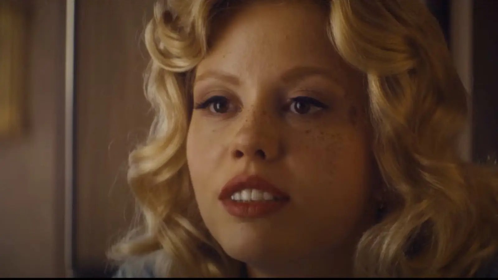 Mia Goth in MaXXXine as Maxine.