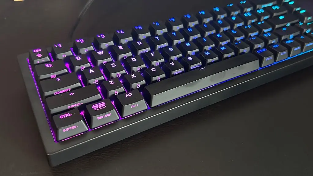 Cherry Xtrfy k5v2 keyboard