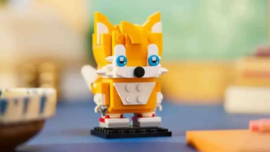 The LEGO BrickHeadz Miles "Tails" Prower on display