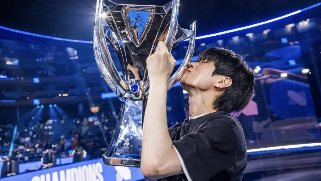 Deft lifting Worlds 2022