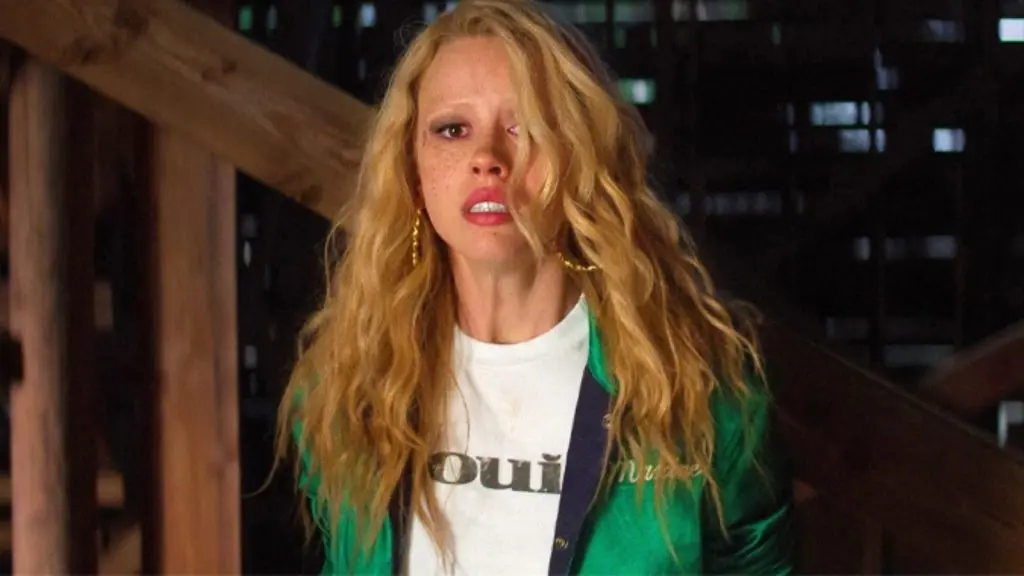 Mia Goth as Maxine Minx in MaXXXine