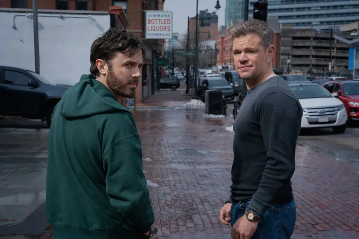 Matt Damon and Casey Affleck in The Instigators