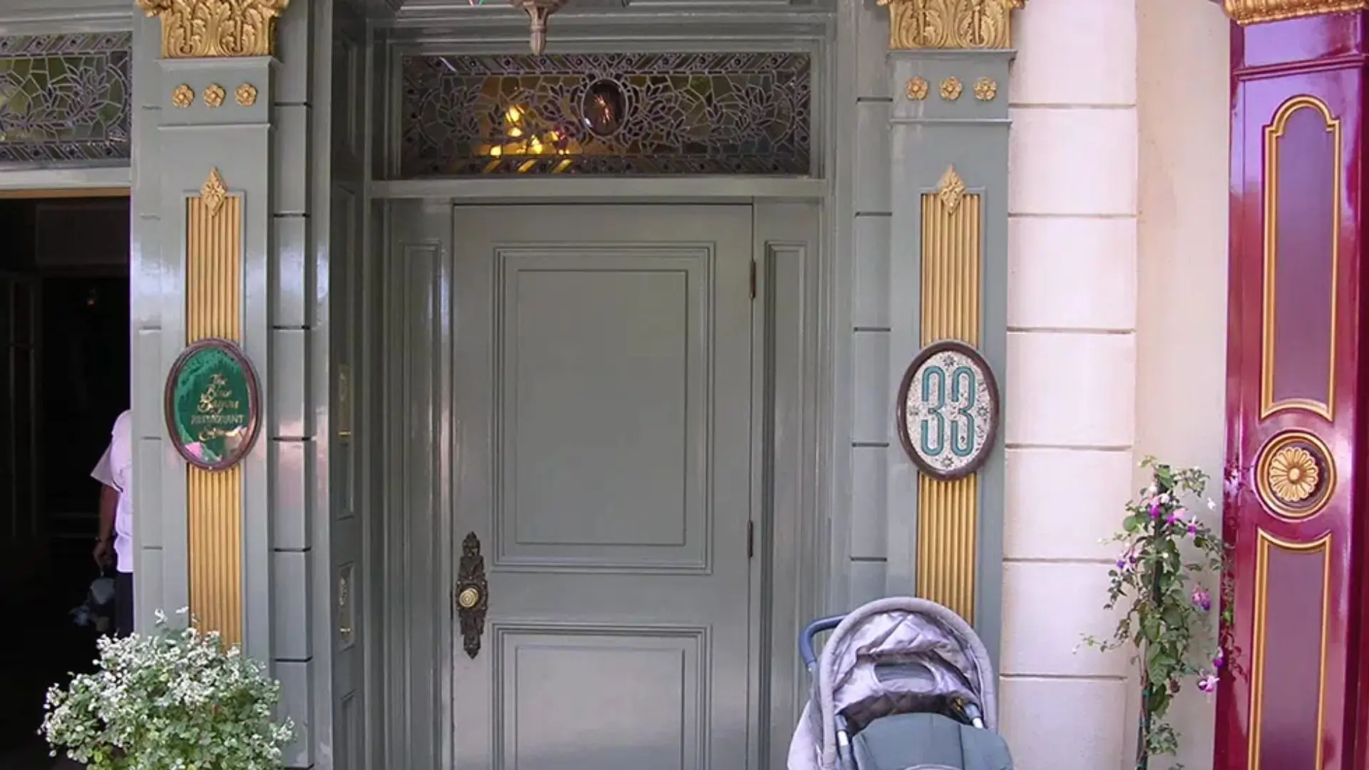 club 33 entrance