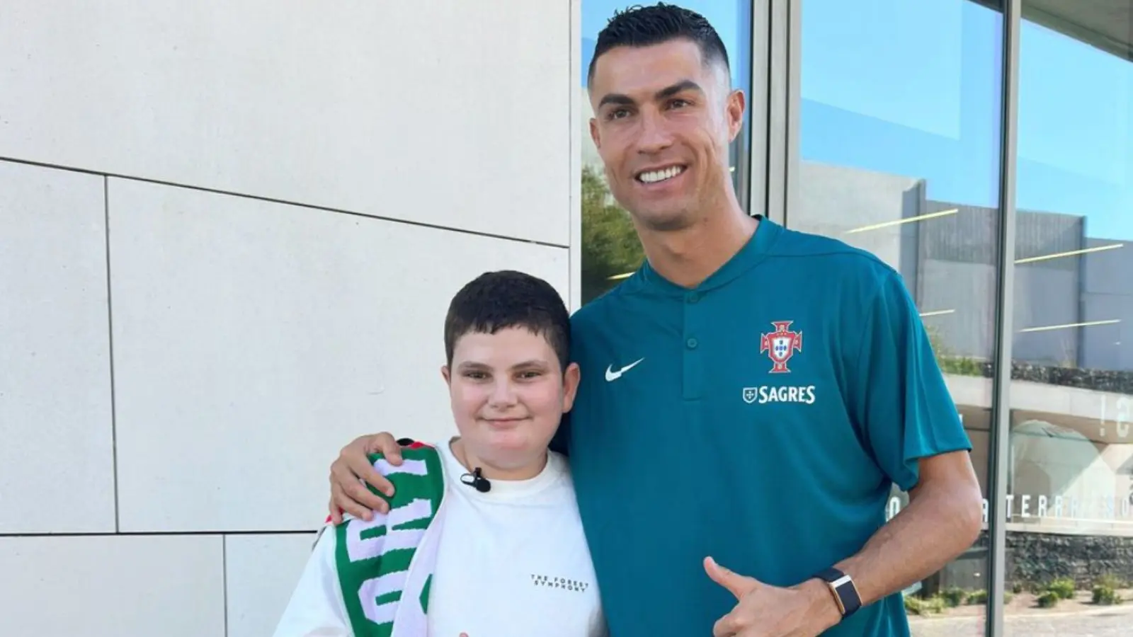 Ronaldo and Speed donate