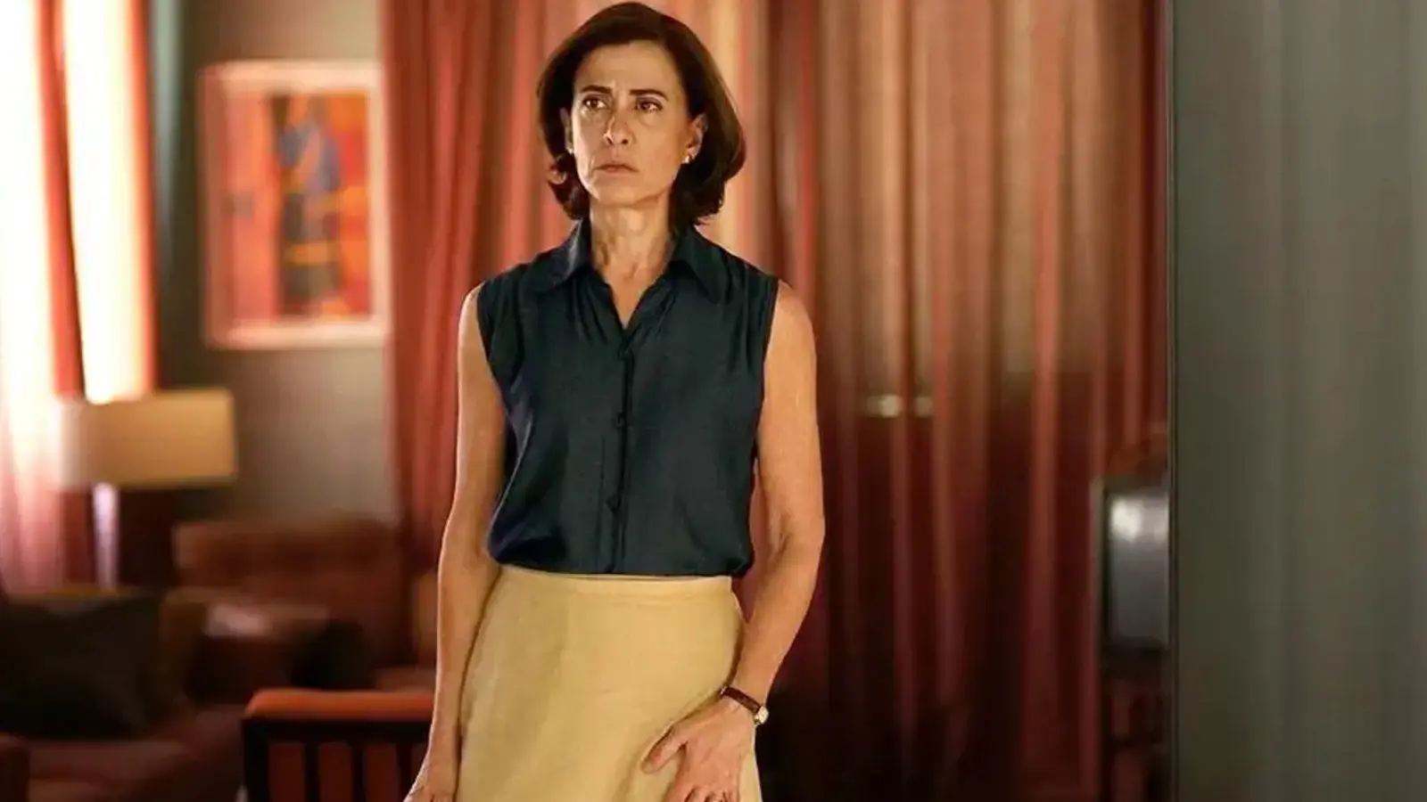 Fernanda Torres in a huge drawing room in I'm Still Here.