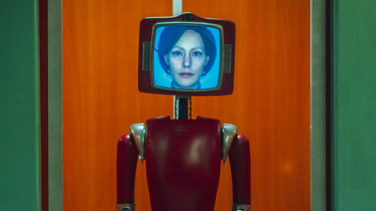 The Cassandra robot in Cassandra on Netflix