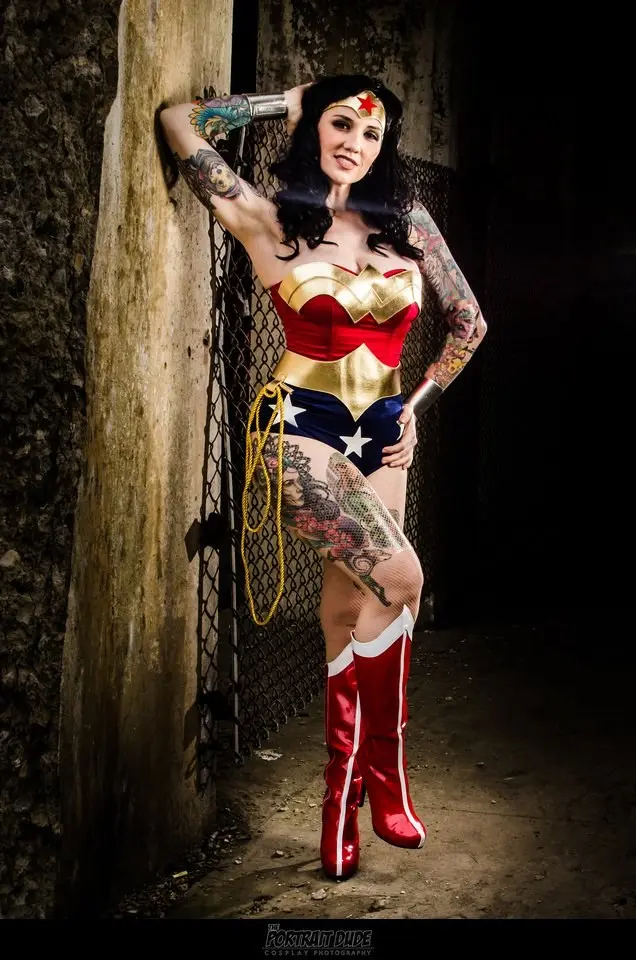 Erica Fett, Twitter / The Portrait Dude