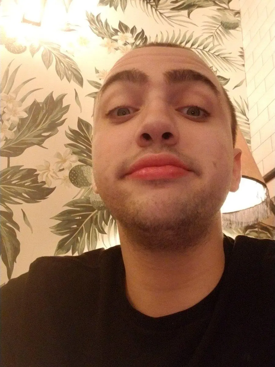 Mizkif, Twitter