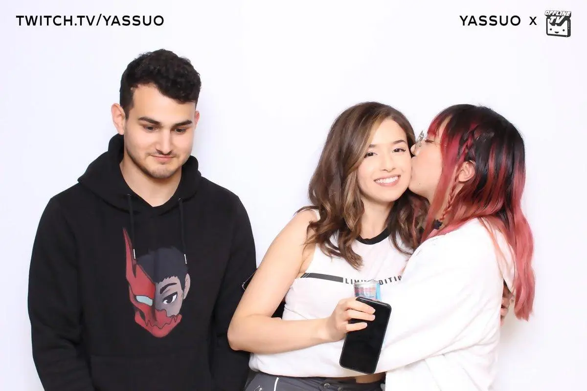 Pokimane, Twitter / Yassuo, Twitch